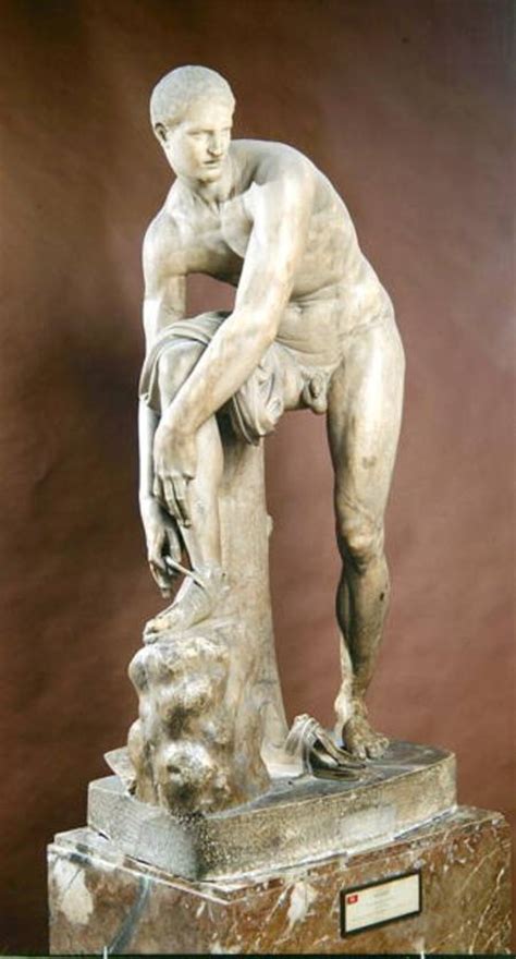 lisipo hermes atandose la sandalia|Hermes Fastening his Sandal .